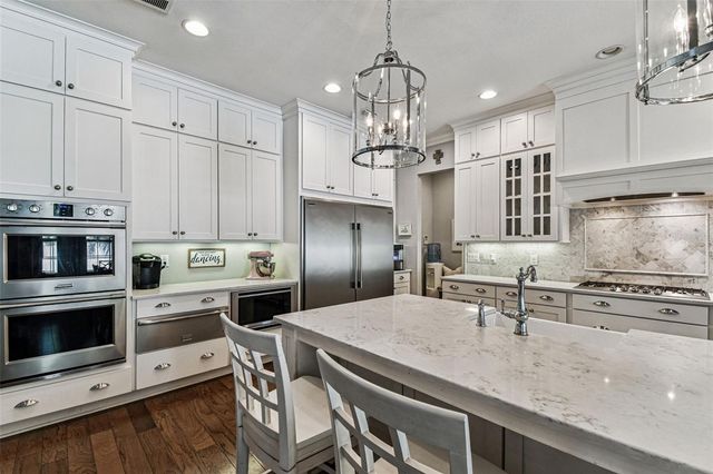 4105 W CORONA STREET, Tampa, FL 33629