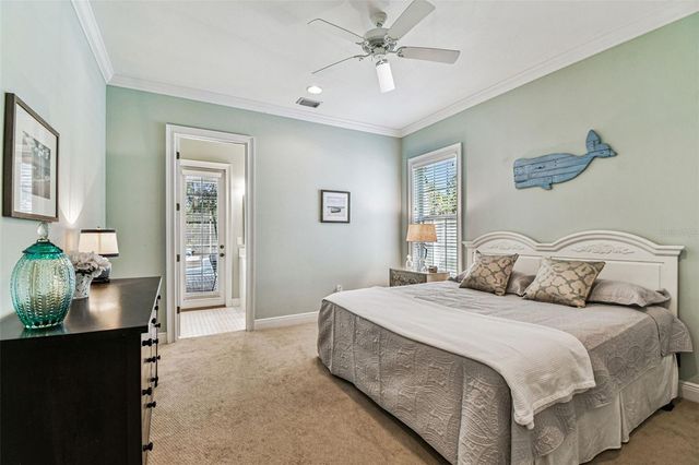 4105 W CORONA STREET, Tampa, FL 33629