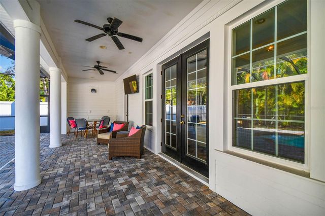 4105 W CORONA STREET, Tampa, FL 33629