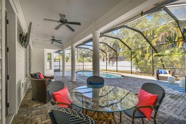 4105 W CORONA STREET, Tampa, FL 33629