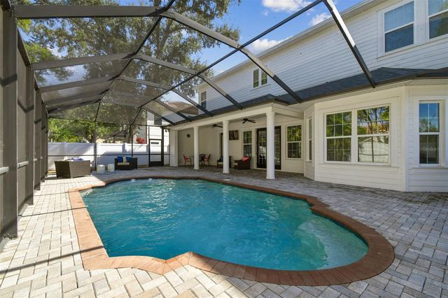 4105 W CORONA STREET, Tampa, FL 33629