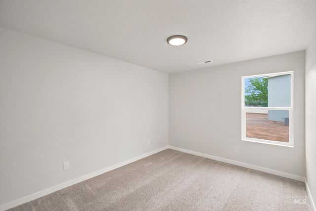 108 N Tideberry Ave, Kuna, ID 83634
