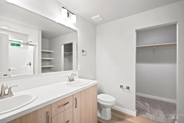 108 N Tideberry Ave, Kuna, ID 83634