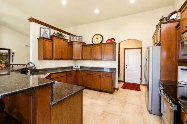 1322 Crimson Street, West Des Moines, IA 50266
