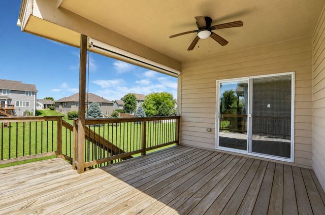 1322 Crimson Street, West Des Moines, IA 50266