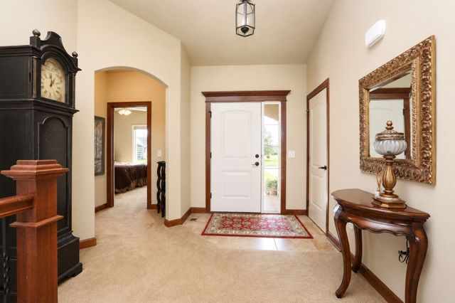 1322 Crimson Street, West Des Moines, IA 50266