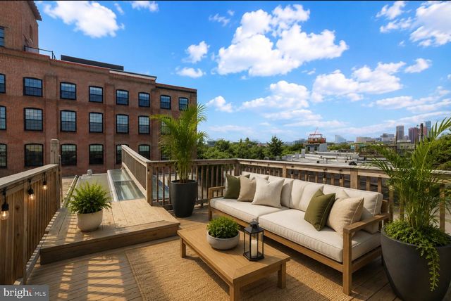 104 W HEATH ST, Baltimore, MD 21230