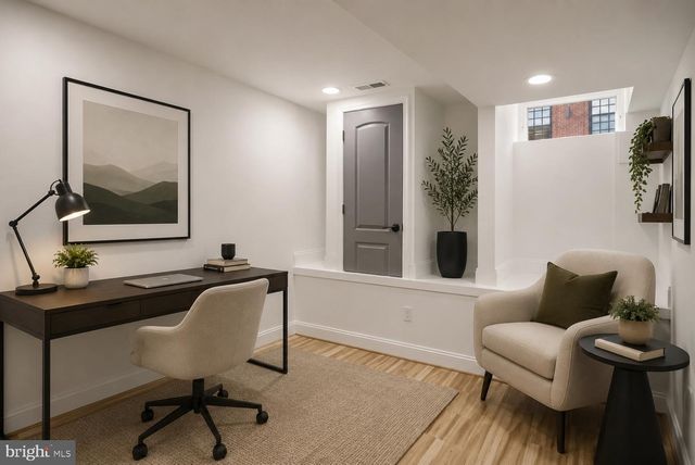 104 W HEATH ST, Baltimore, MD 21230