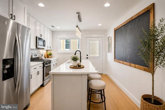 104 W HEATH ST, Baltimore, MD 21230