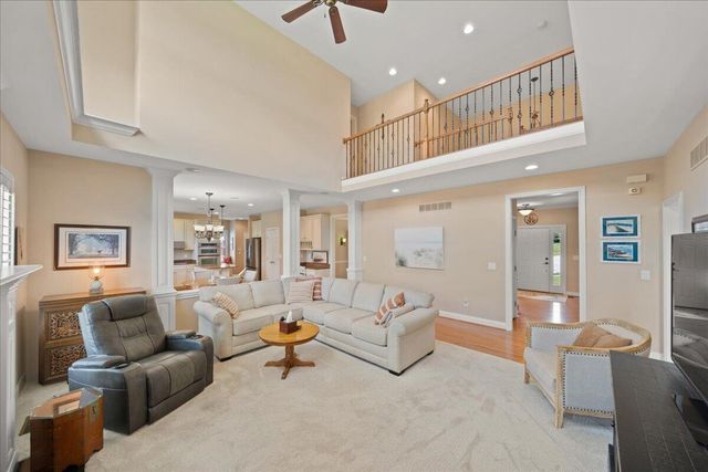 2656 Legacy Ridge, Florence, KY 41042