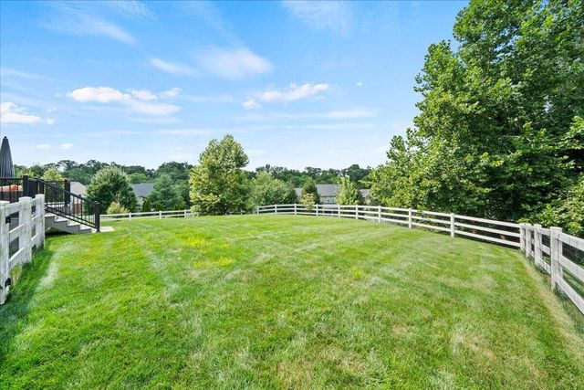 2656 Legacy Ridge, Florence, KY 41042