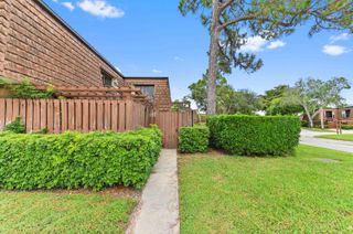 2423 24th Lane, Greenacres, FL 33463