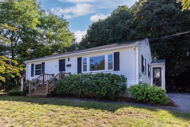 64 Alden St, Plymouth, MA 02360