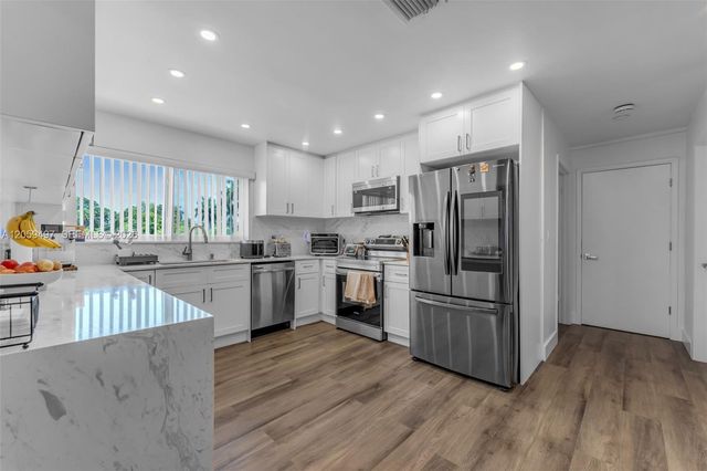 13770 SW 192nd Street, Miami, FL 33177