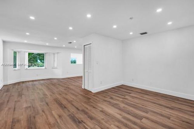13770 SW 192nd Street, Miami, FL 33177