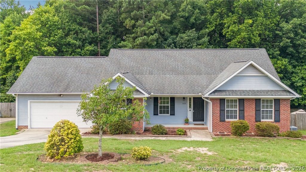 5579 Linkwood Drive, Fayetteville, NC 28311 — exterior