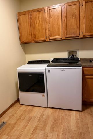 12640 Edinborough Circle, Apple Valley, MN 55124