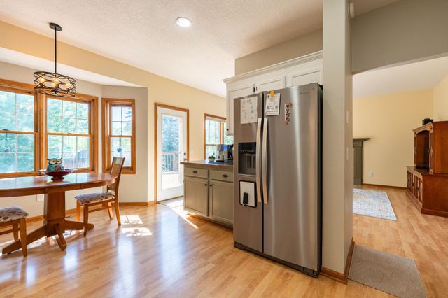 12640 Edinborough Circle, Apple Valley, MN 55124
