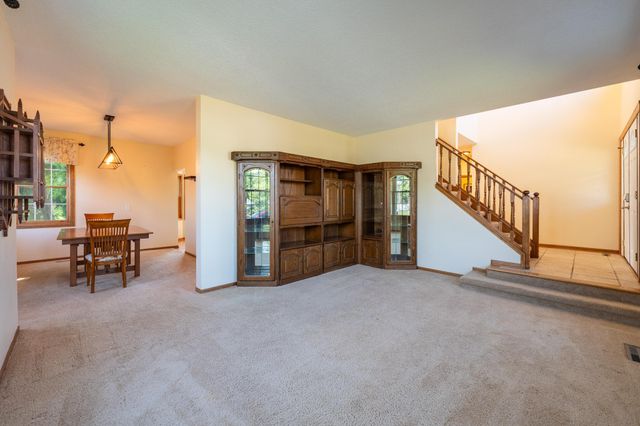 12640 Edinborough Circle, Apple Valley, MN 55124