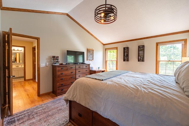 12640 Edinborough Circle, Apple Valley, MN 55124
