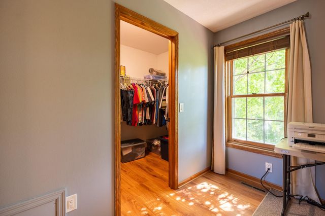 12640 Edinborough Circle, Apple Valley, MN 55124