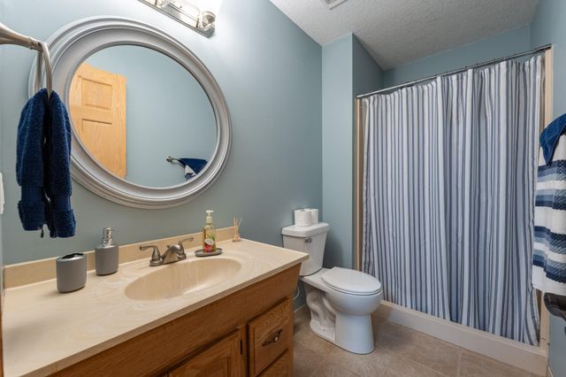 12640 Edinborough Circle, Apple Valley, MN 55124