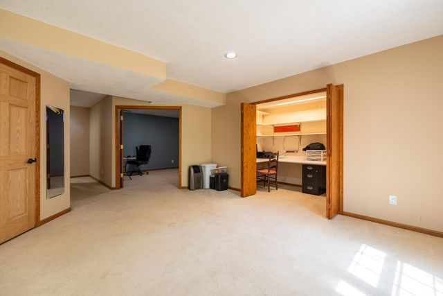 12640 Edinborough Circle, Apple Valley, MN 55124