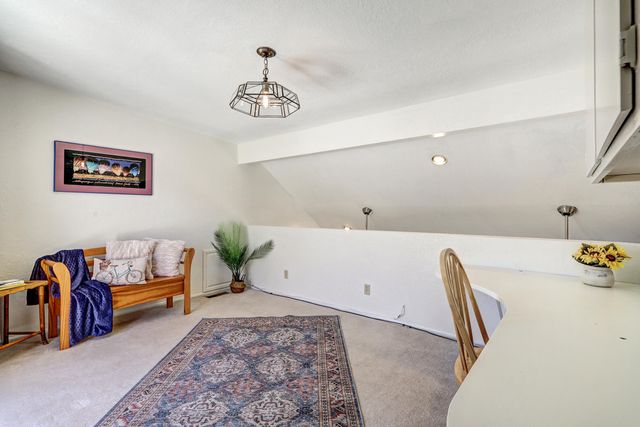 914 Tramway Lane NE, Albuquerque, NM 87122