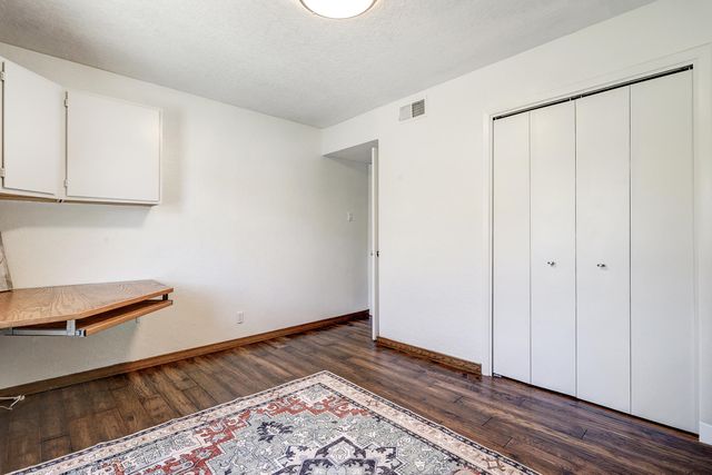 914 Tramway Lane NE, Albuquerque, NM 87122