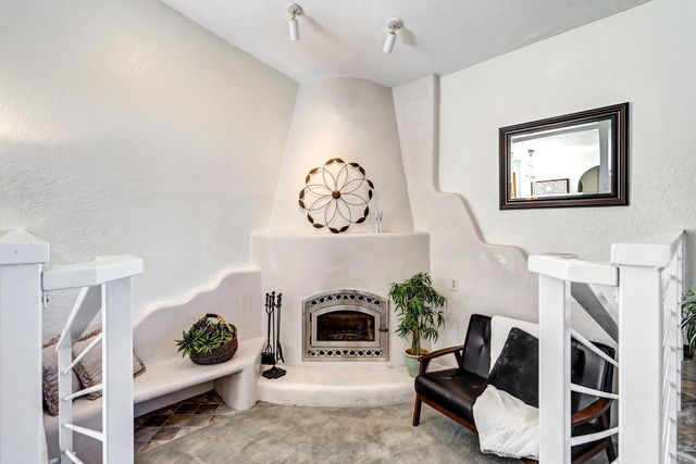 914 Tramway Lane NE, Albuquerque, NM 87122