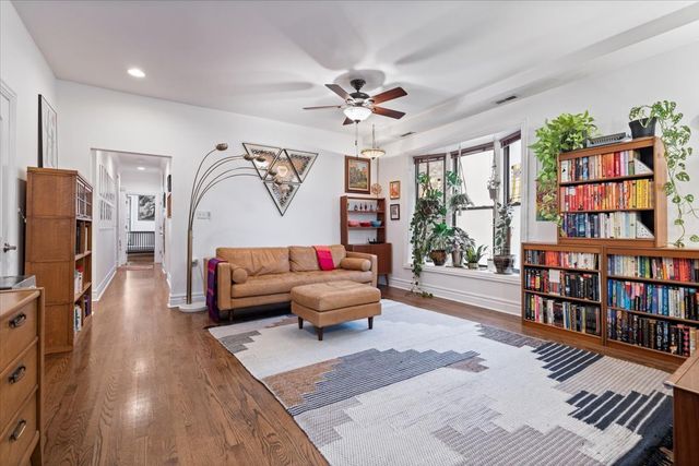 1048 W Lawrence Avenue 2, Chicago, IL 60640