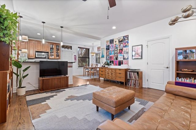 1048 W Lawrence Avenue 2, Chicago, IL 60640