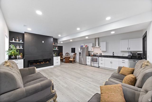 1234 S ADAMS CV, Saratoga Springs, UT 84045