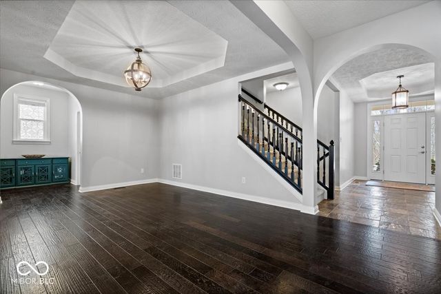 6144 Burleigh Place, Noblesville, IN 46062