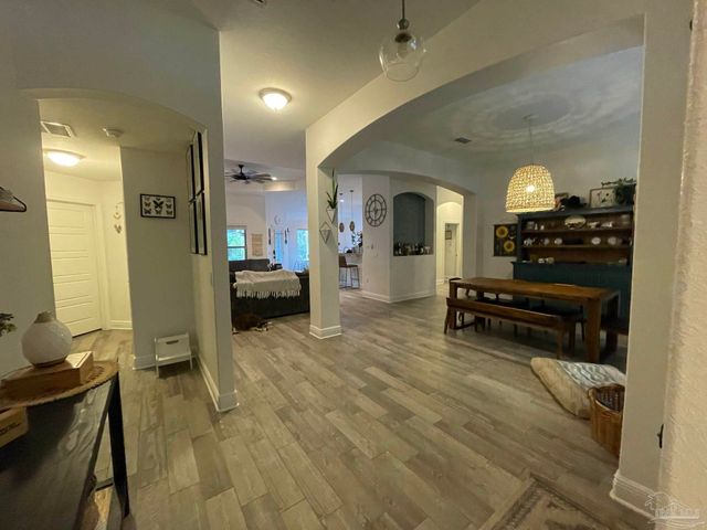 5402 Longhorn Trl, Gulf Breeze, FL 32563