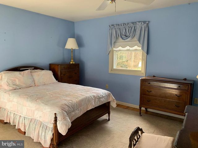 300 ACRE DR, Carlisle, PA 17013