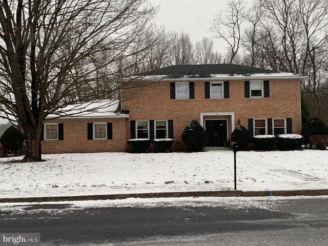 300 ACRE DR, Carlisle, PA 17013