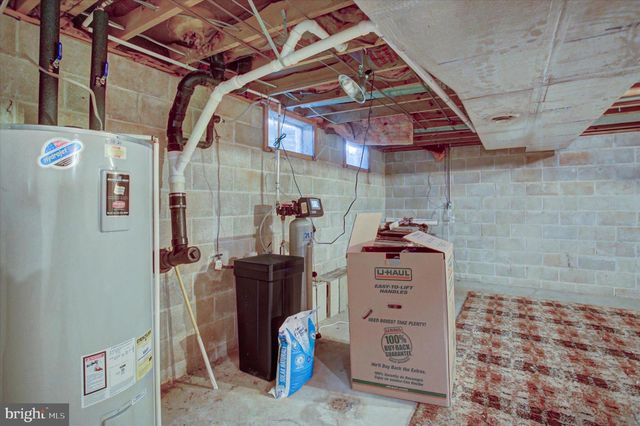 300 ACRE DR, Carlisle, PA 17013