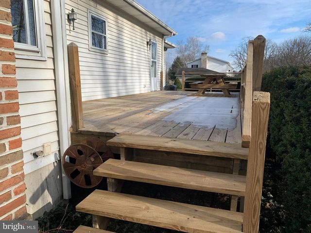 300 ACRE DR, Carlisle, PA 17013