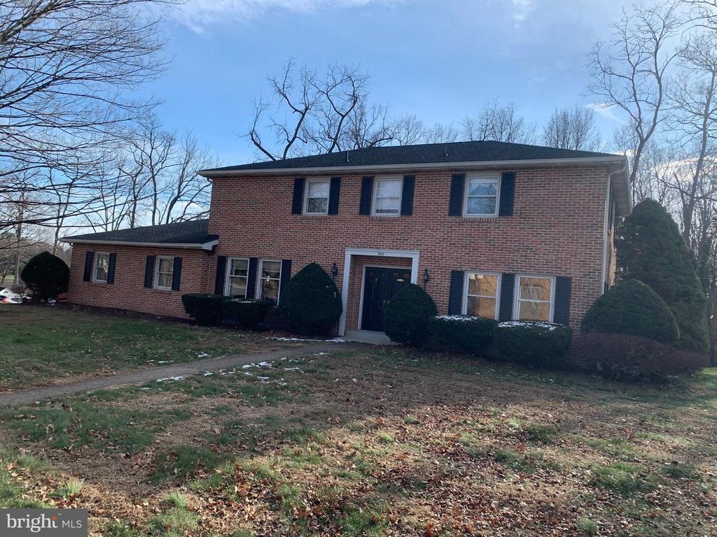 300 ACRE DR, Carlisle, PA 17013