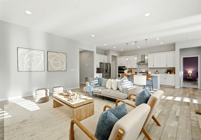 6807 S Riverwood Way, Aurora, CO 80016