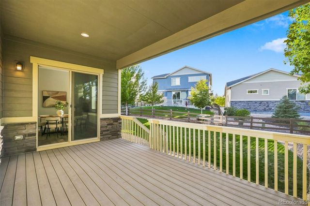 6807 S Riverwood Way, Aurora, CO 80016