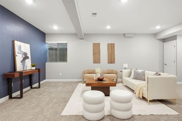 6807 S Riverwood Way, Aurora, CO 80016