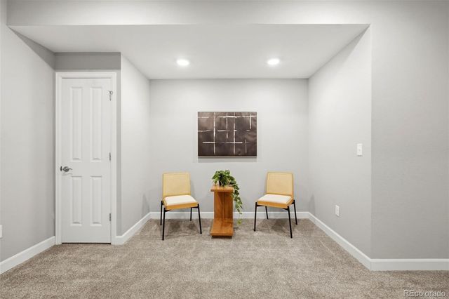 6807 S Riverwood Way, Aurora, CO 80016