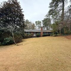 4950 Long Island NW Drive, Atlanta, GA 30327
