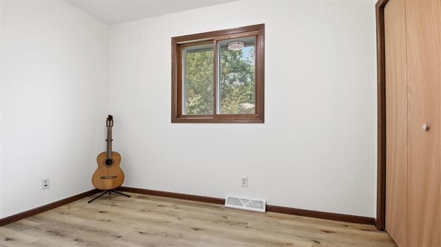 1504 Folsom Street, Eau Claire, WI 54703