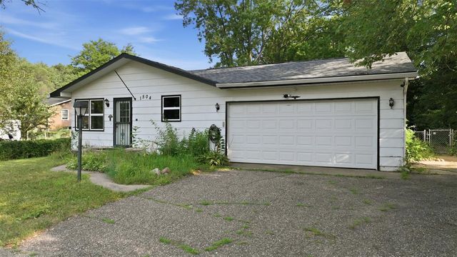1504 Folsom Street, Eau Claire, WI 54703