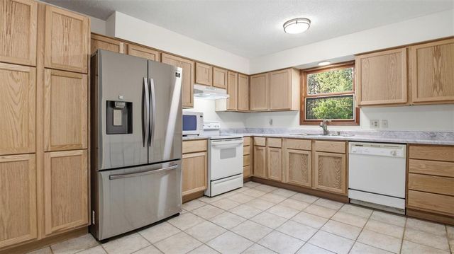 1504 Folsom Street, Eau Claire, WI 54703