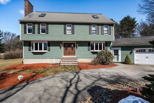 9 County Road, Windham, NH 03087