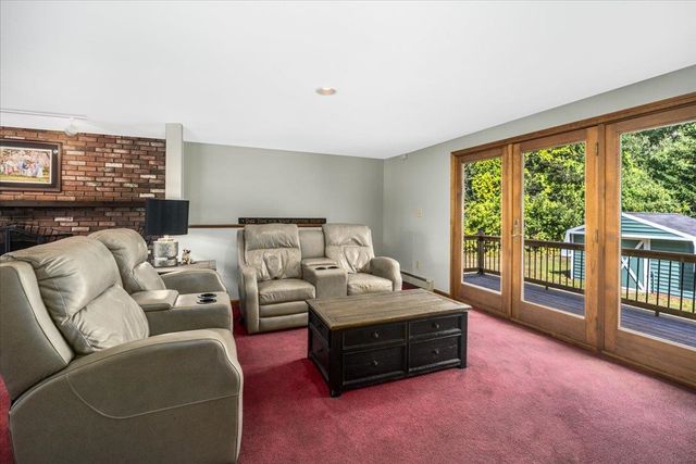 9 County Road, Windham, NH 03087